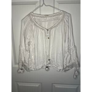 POL lightweight long sleeve with flower details, size M